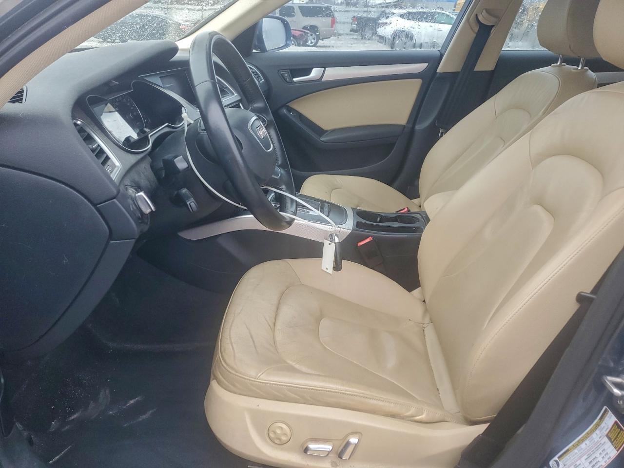 Audi A4 Premium Image 8