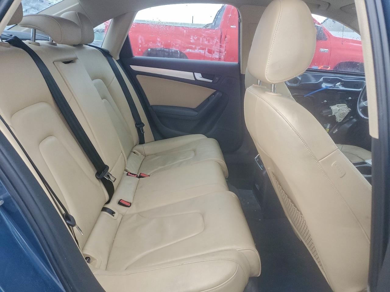 Audi A4 Premium Image 10