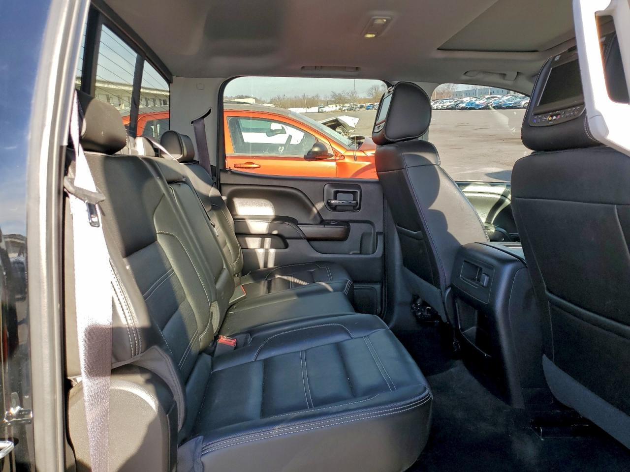 GMC Sierra K1500 Denali Image 8