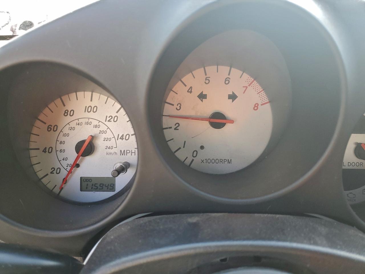 Toyota MR2 Spyder Image 9