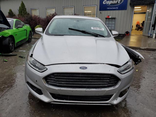 Ford Fusion Se Image 9