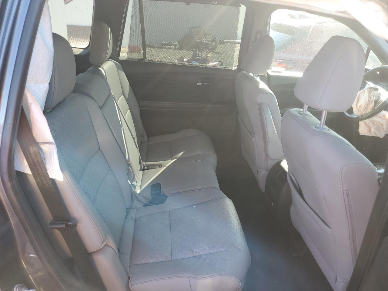 Honda Passport Touring Image 11