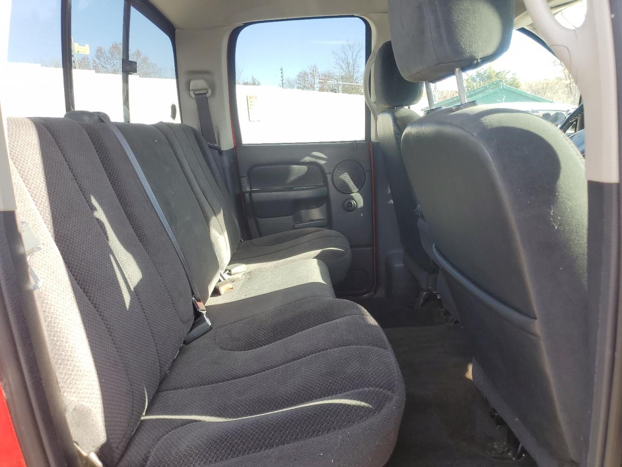 Dodge Ram 2500 St Image 5