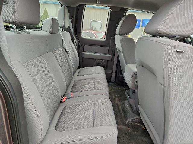 Ford F-150 Super Cab Image 9